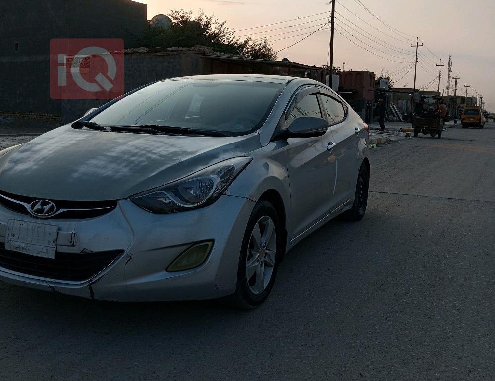 هیوندای ئەلەنترا